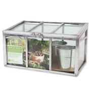 Serre et ses quatre pots en zinc