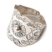 Bague Tiera Népal argent gravé