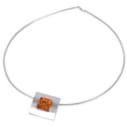 Pendentif en argent et carré d'ambre