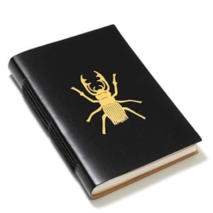 Cahier cuir recyclé motif insecte Scarabée