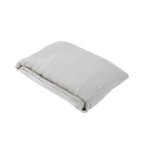 Plaid coussin en polaire recyclée