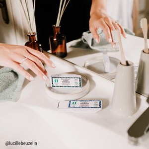 Dentifrice solide charbon Cosmos