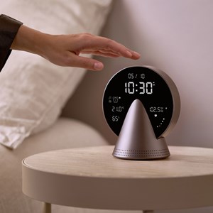 Réveil radio & enceinte Bluetooth Lexon Argenté