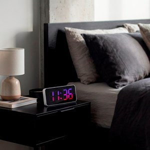 Réveil digital LED grand affichage avec double alarme et luminosité réglable