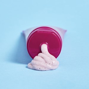 Gommage hydratant régénérant fesses jambes bio Made in France 125 ml Mymosa