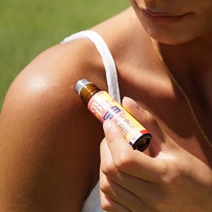 Roll-on apaisant piqûres d'insectes 10 ml Lamazuna