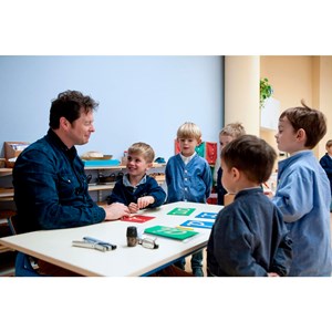 Le maître est l'enfant