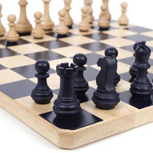 Jeu d'échecs en bois premium