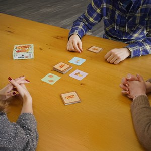 Jeu d'annonce 2 pommes et 3 pains