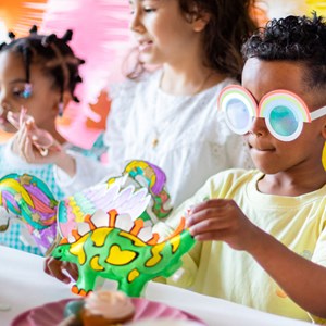 Dinosaures gonflables à colorier