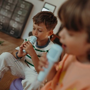 KidyKaraoke enceinte musicale portable 2 micros sans fils Kidywolf