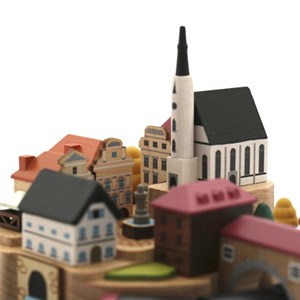 Boîte à musique train en automne