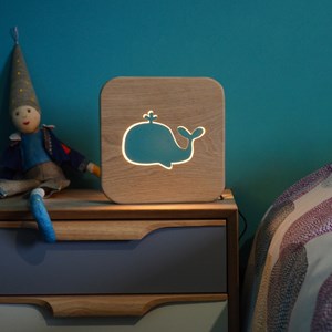 Veilleuse baleine en bois
