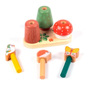 Petits animaux bondissants en bois