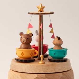 Boîte à musique tasses animaux