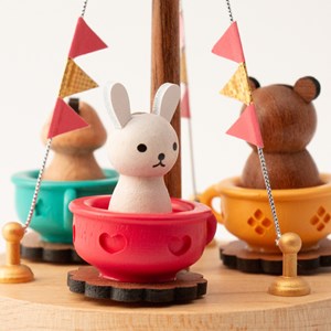 Boîte à musique tasses animaux