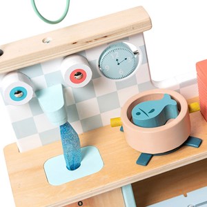 Cuisine en bois multi-activités