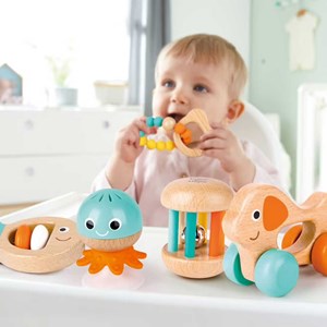 Coffret 5 jouets d'éveil sensoriel en bois Hape