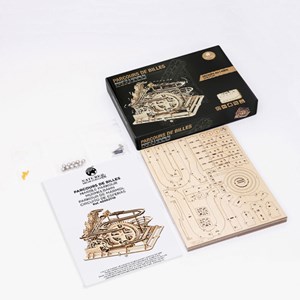 Maquette parcours de billes en bois