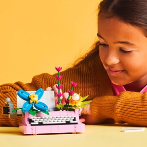 LEGO® Creator La machine à écrire 31169