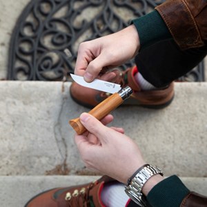 Opinel bois d'olivier avec étui