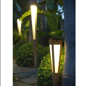 Grande torche solaire en teck