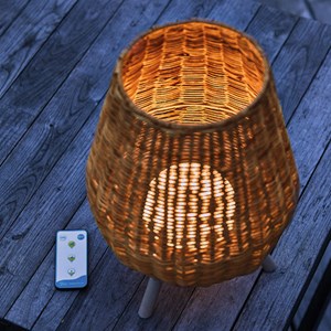 Lampe de jardin en rotin Saona