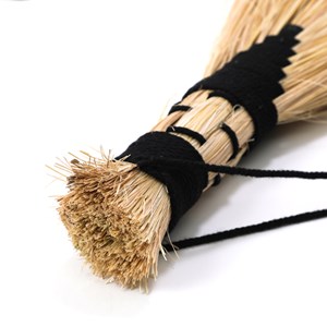 Grande balayette décorative