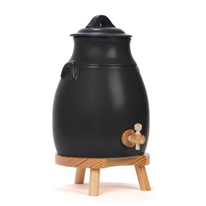 Vinaigrier et son socle en bois