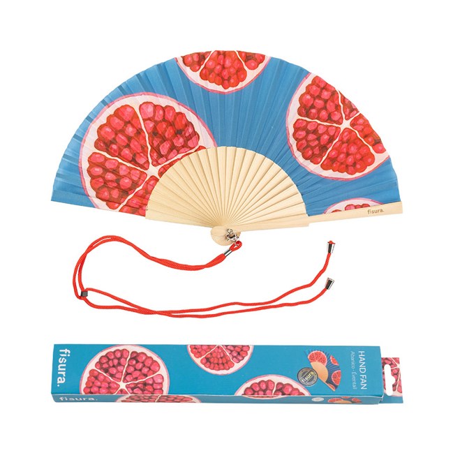 Eventail avec cordon