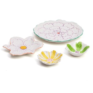 Assiette fleur artisanale en céramique peinte 16 cm