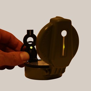 Boussole graduée à visée et LED