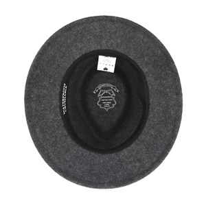Chapeau en laine imperméabilisé 61