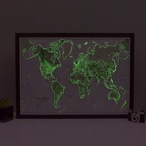 Carte du monde phosphorescente