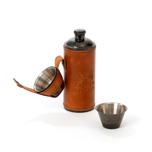 Flasque et ses 2 gobelets