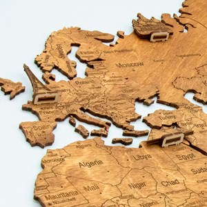 Carte du monde en bois 2D