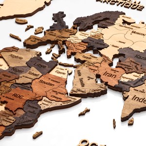 Carte du monde en bois 3D