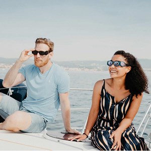 Lunette soleil anti-mal des transports