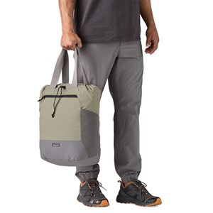 Sac ultra léger Black Hole Patagonia Gris