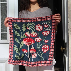 Foulard en soie Les Belles Vagabondes Bleu marine