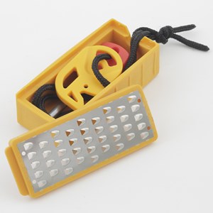 Kit de survie compact 3-en-1 râpe allume-feu affûteur pour activités outdoor