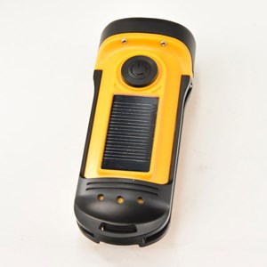 Torche dynamo solaire étanche