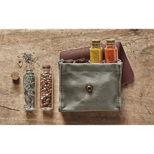 Pochette et fioles à épices