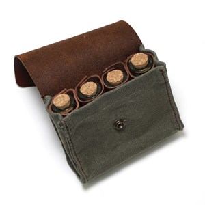 Pochette et fioles à épices