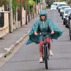 Poncho de pluie pour cycliste