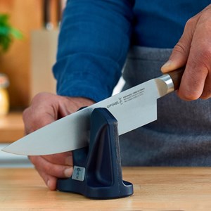 Petit aiguiseur manuel Opinel