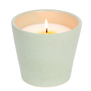 Bougie d'extérieur parfumée citronnelle SOS été en cire végétale terre d'Oc Pot vert