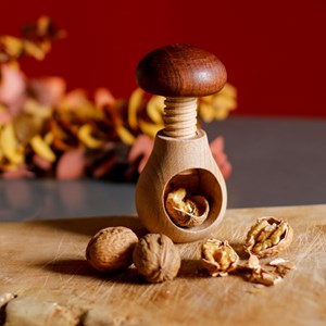 Casse-noix champignon en bois