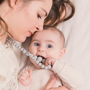 Collier portage rose perlé