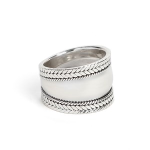 Bague en argent Indonésie 54